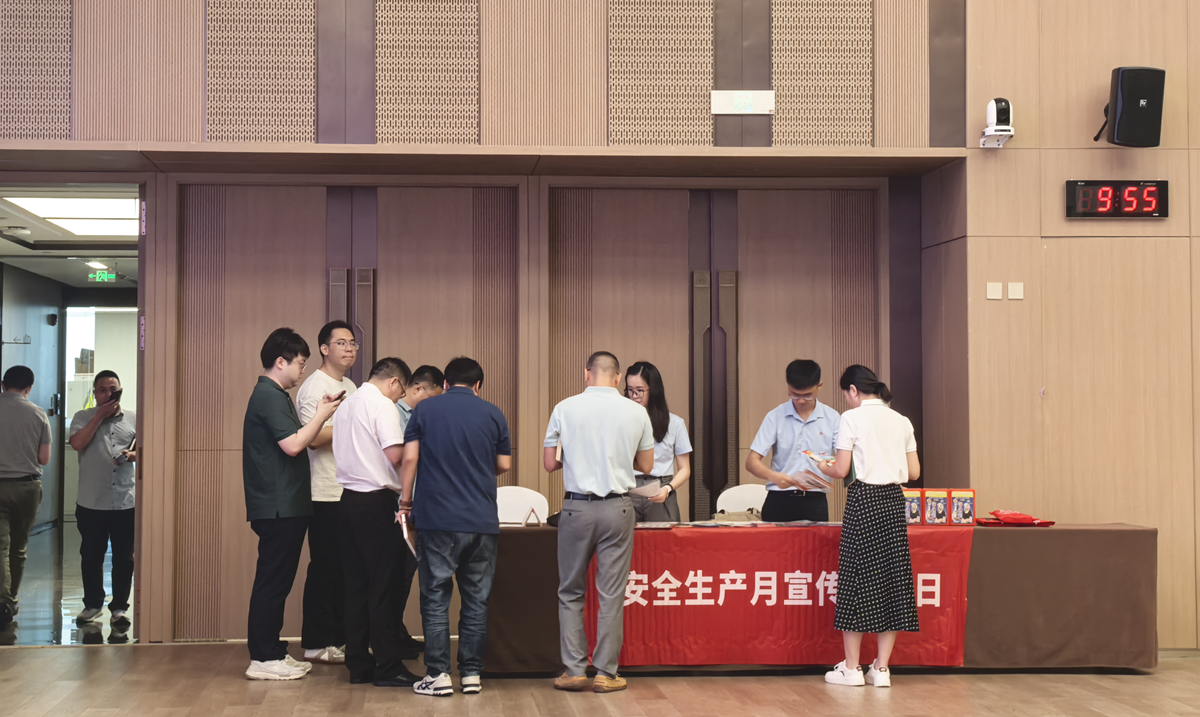 b07a9acbf96bcfcfe4cfb163de20651c