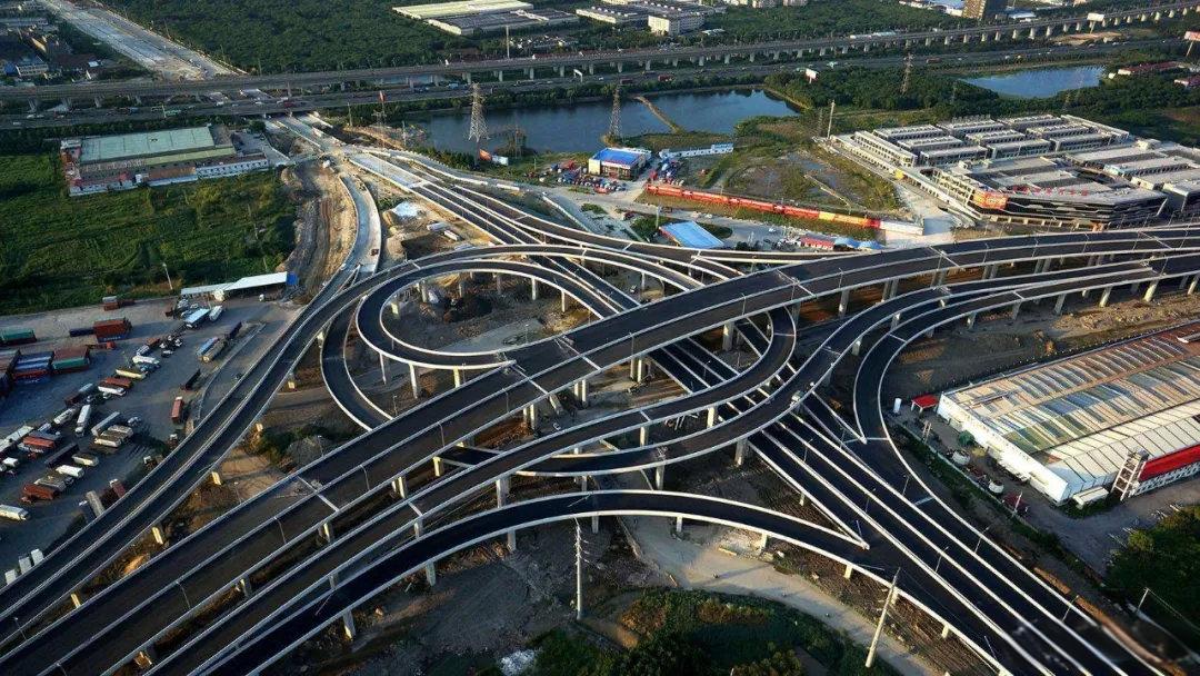 道路交通安全与HSE双体系协同建设：强化管理与安全新举措